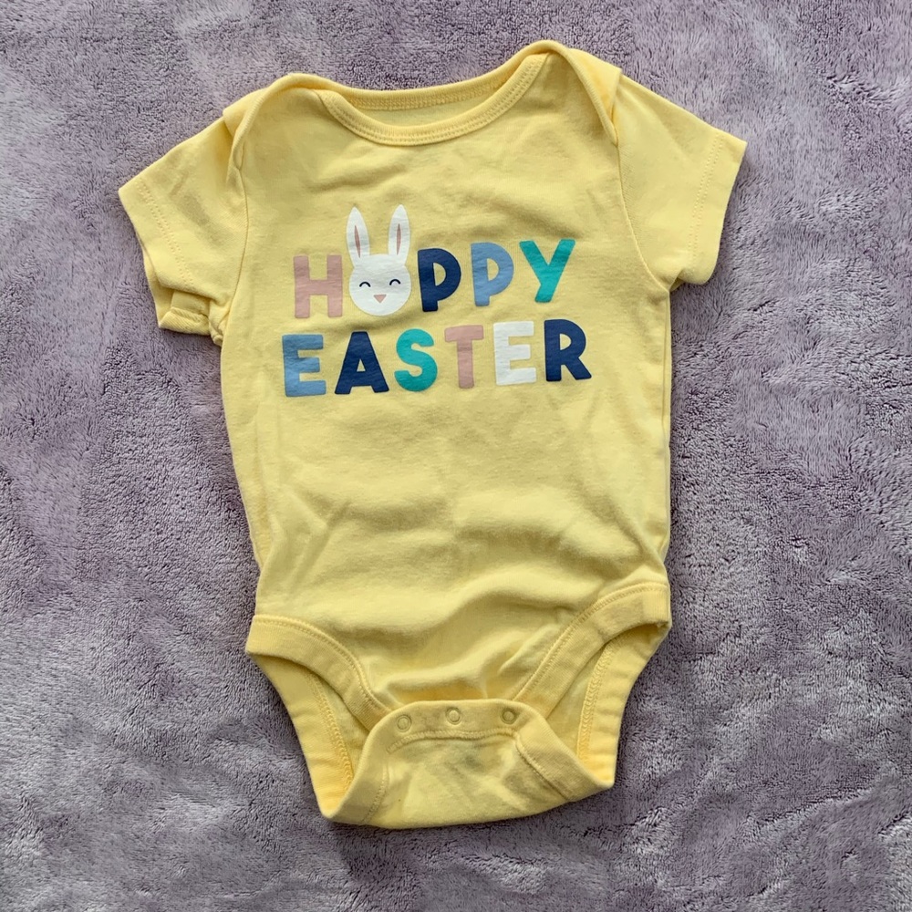 5/$15🎀 Old Navy Hoppy Easter onesie